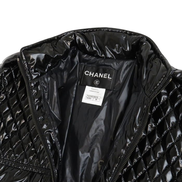 香奈兒  
可可雙C標誌 高領拉鍊外套  
可可標誌 菱格紋 中棉外套