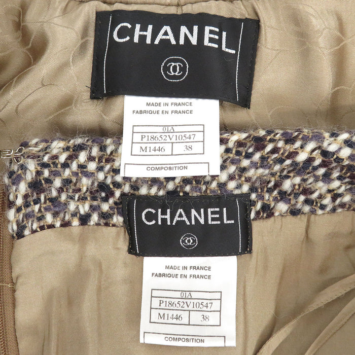 CHANEL 
01A COCO CC ココボタン ロゴ ノーカラー 
ココマーク ツイード セットアップ