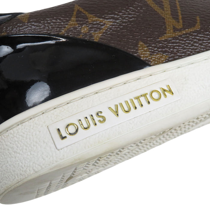 LOUIS VUITTON 
LV レザー ローカット レースアップ 
フロントロー ライン モノグラム スニーカー 
モノグラム