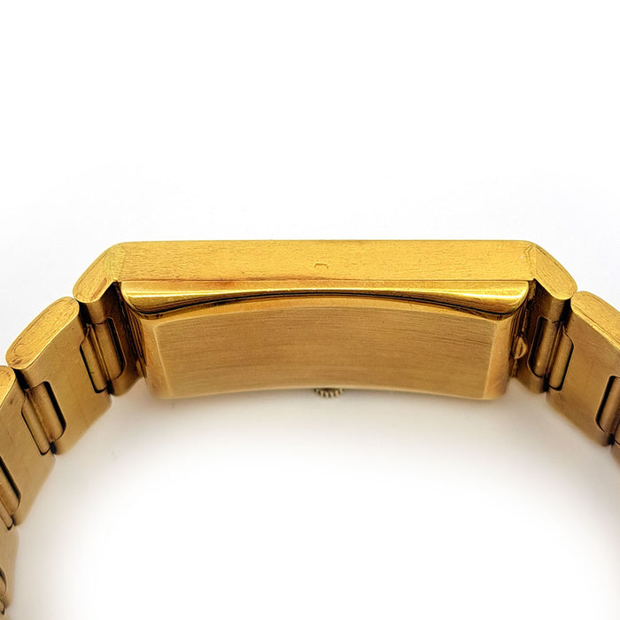 欧米茄
碟飞 长方形 18K黄金
附盒