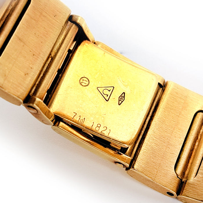 欧米茄
碟飞 长方形 18K黄金
附盒