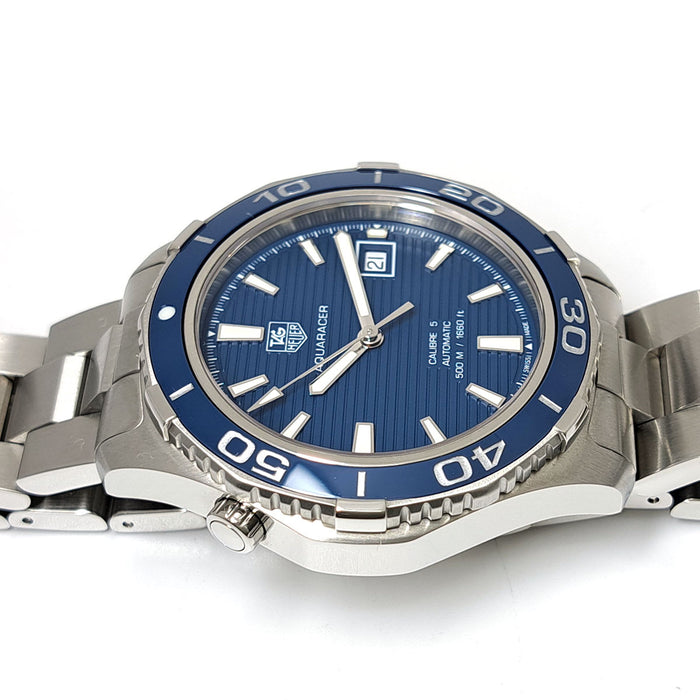 TAG HEUER 
Aqua Racer Caliber 5 
With box and warranty card