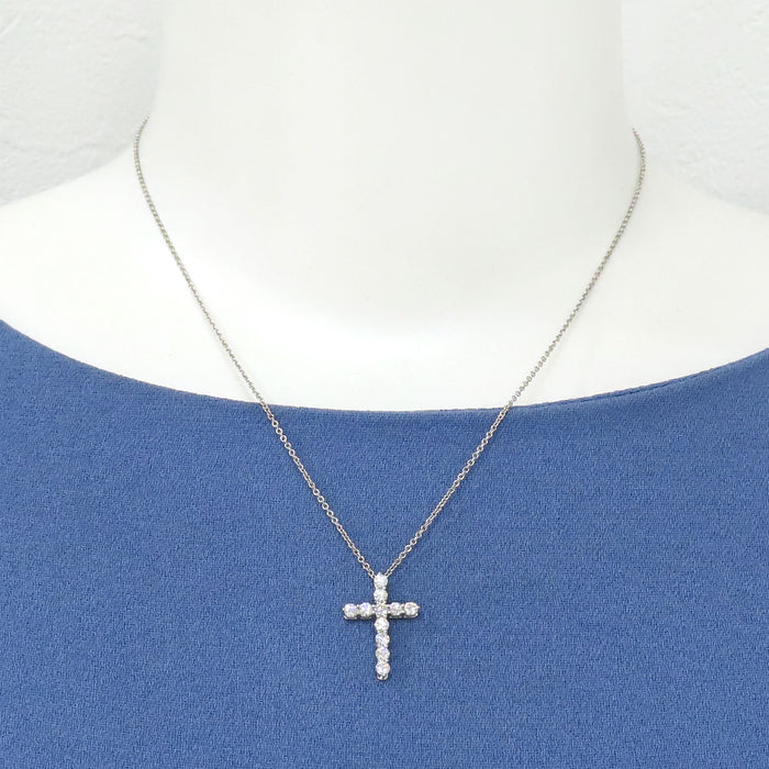 TIFFANY&Co. 
スモール クロス ネックレス