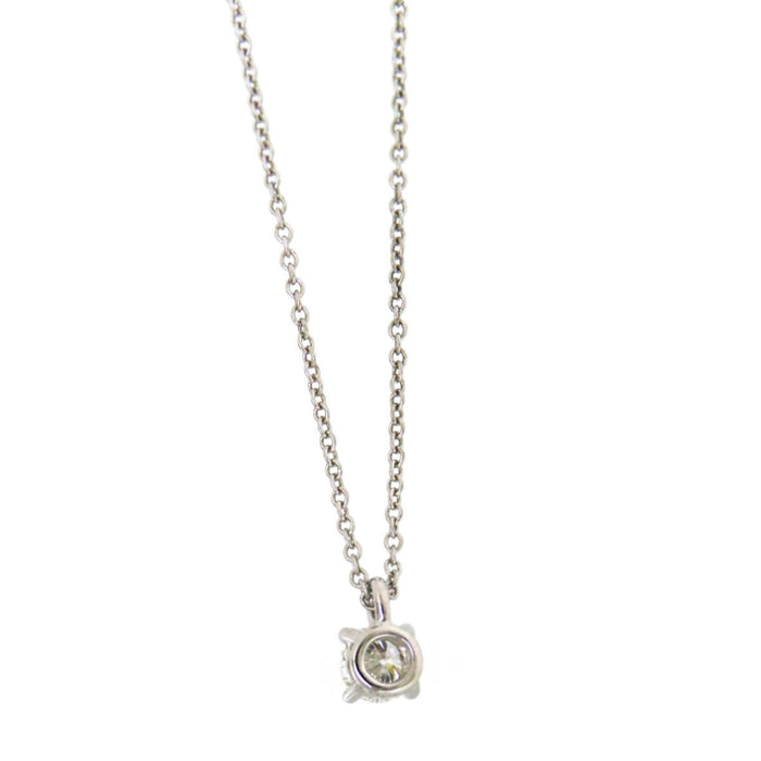 TIFFANY & Co.  
Solitaire Necklace