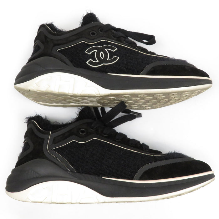 CHANEL 
COCO CC Logo Sock Sneakers 
Coco Mark Suede Shaggy Knit Sneakers
