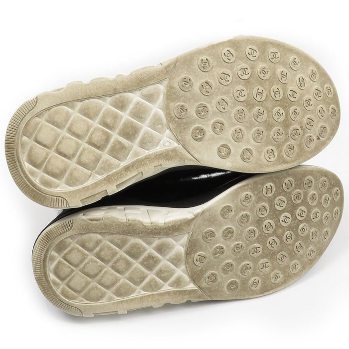 CHANEL 
COCO CC Logo Sock Sneakers 
Coco Mark Suede Shaggy Knit Sneakers