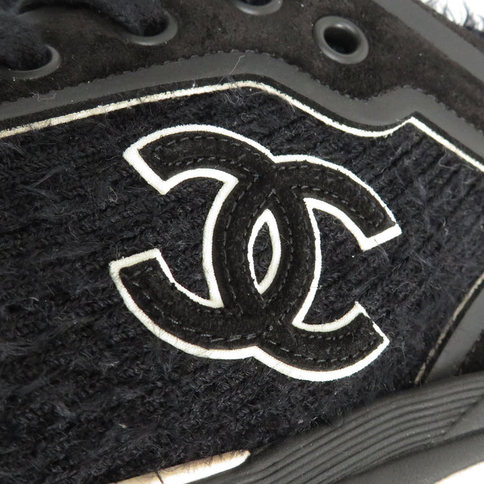CHANEL 
COCO CC Logo Sock Sneakers 
Coco Mark Suede Shaggy Knit Sneakers