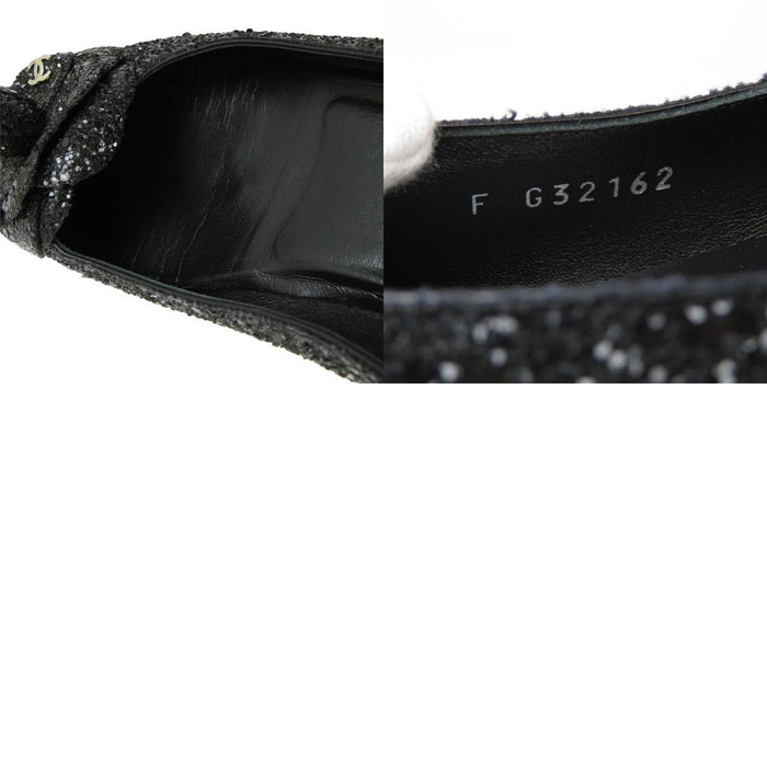 CHANEL 
COCO CC Logo Glitter 
Coco Mark Camellia Sparkle Flat Shoes