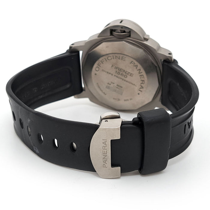 OFFICINE PANERAI 
Luminor Submersible 
con scatola