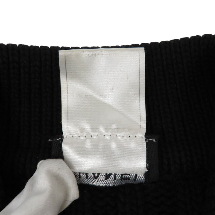 CHANEL  
Bouton logo côtelé 97A  
Cardigan en laine vintage tricoté