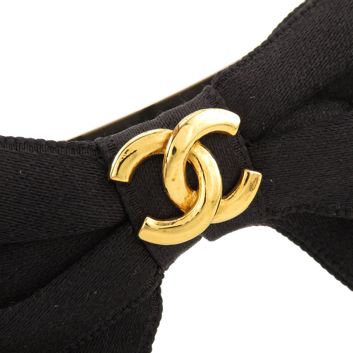 CHANEL 
COCO CC ロゴ サテン 
ココマーク リボン バレッタ