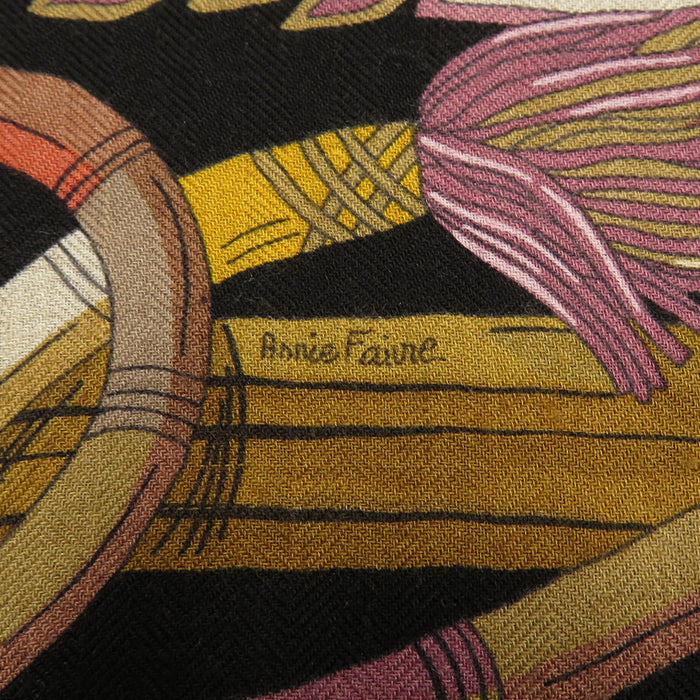 HERMES 
カレ 140 カシシル 大判 馬 
カレジェアン AU FIL DU CARRE カレの赴くままに ショール HERMES -Authentic Pre-owned ショール by TS Trading Co., Ltd.