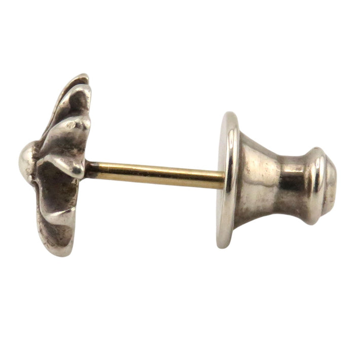 CHROME HEARTS  
No2 CH PLS Silver  
CH Plus Stud Earrings