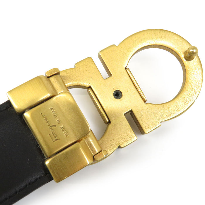 Salvatore Ferragamo 
Cuir 
Ceinture Gancini