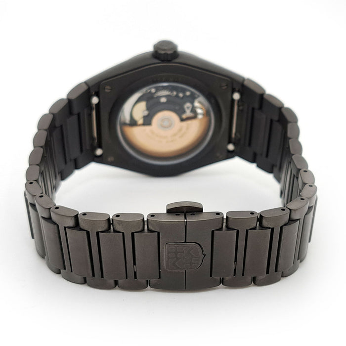 FREDERIQUE CONSTANT 
ハイライフ スケルトン 
箱付