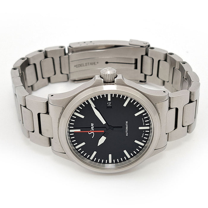 Sinn 
556.I.RS 
With box and certificate