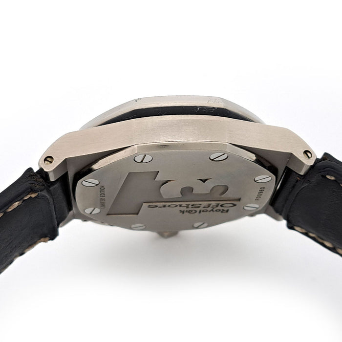 AUDEMARS PIGUET 
Royal Oak Offshore Schwarzenegger ENSEMBLE COMPLET 
Avec boîte et certificats