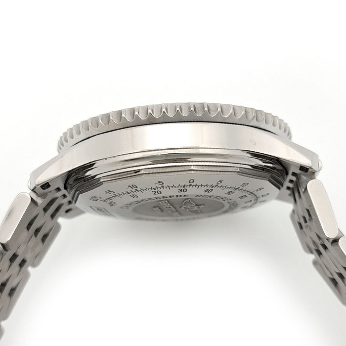 BREITLING 
ナビタイマー B01 
箱付