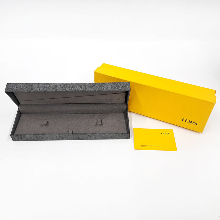 FENDI 
クラシコ ストーンベゼル 
箱付
