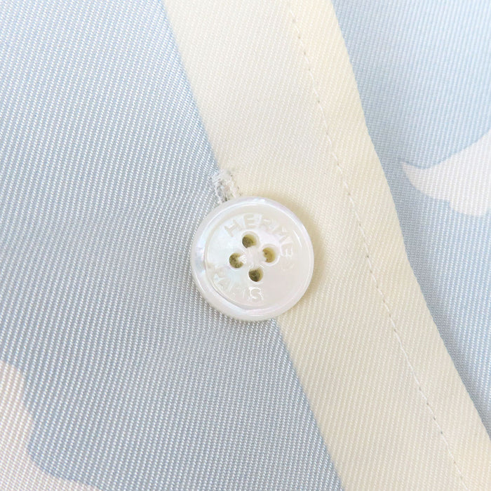 HERMES 
ロゴボタン マルジェラ期 
馬車柄 シルク ロングスリーブ シャツ