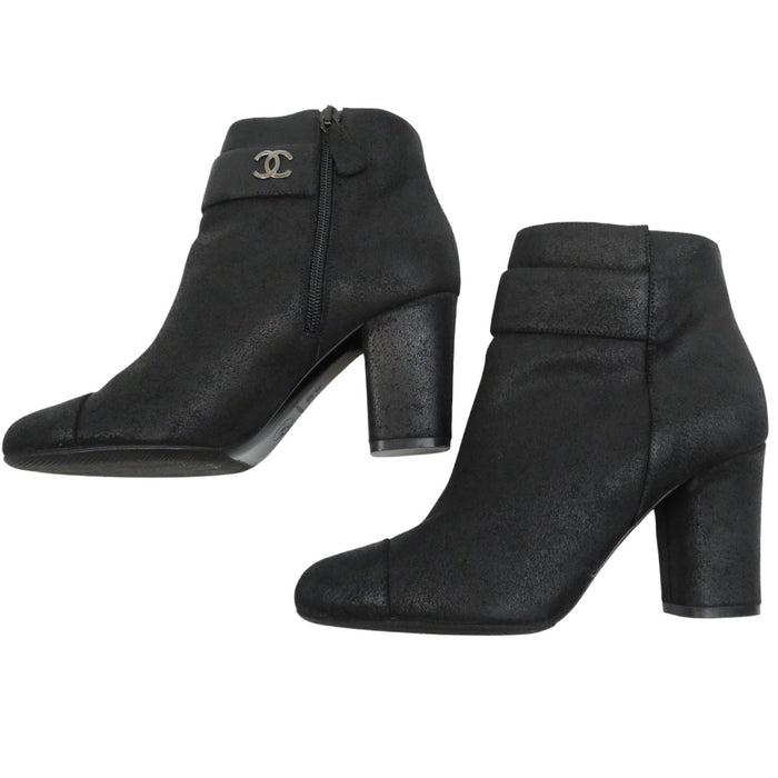 CHANEL 
COCO CC ロゴ スウェード 
ココマーク サイドジップ ショートブーツ