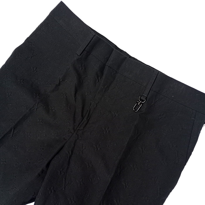 LOUIS VUITTON  
LV Center Pleats Cotton  
Monogram Embossed Slacks Pants
