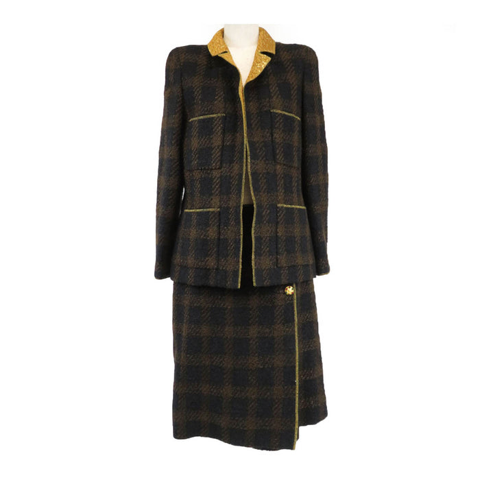 CHANEL 
96A COCO CC Logo Check Pattern 
Coco Mark Claw Button Tweed Set-Up