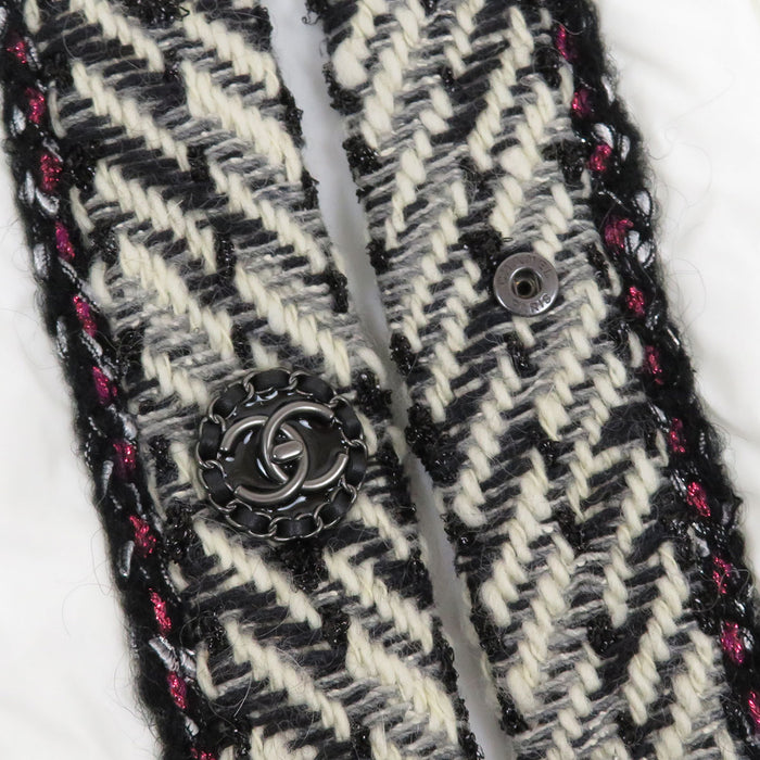 CHANEL  
COCO CC Turn Lock Coco Button Nylon  
Coco Mark Tweed Trim Padded Jacket