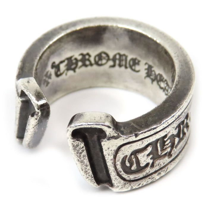 CHROME HEARTS  
CH LG SCROLL 標籤 2005年 銀製  
大型捲軸標籤戒指