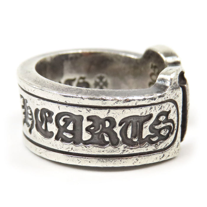 CHROME HEARTS  
CH LG SCROLL 標籤 2005年 銀製  
大型捲軸標籤戒指