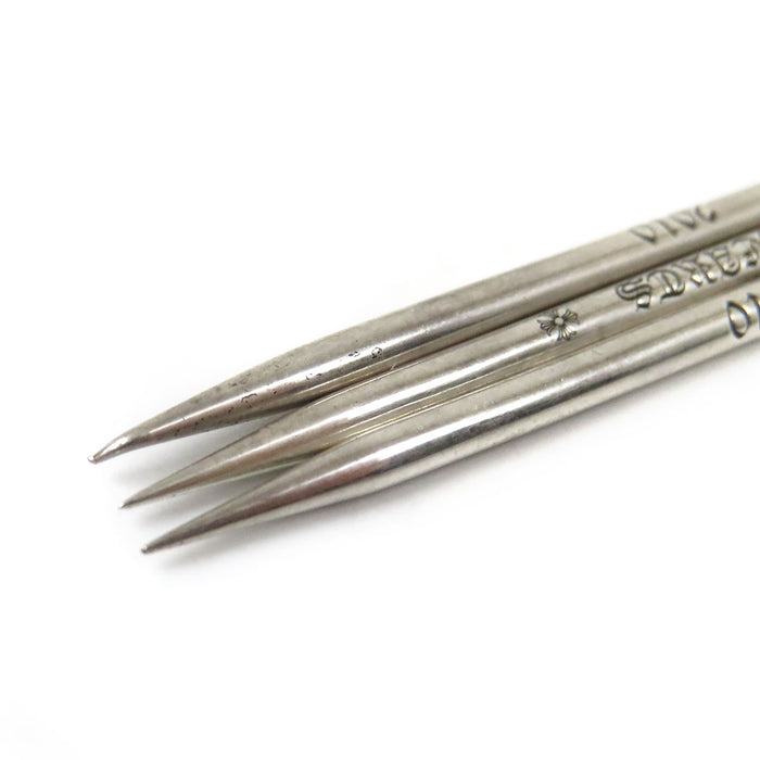 CHROME HEARTS 
2010年クリスマスノベルティ クロスボール シルバー 
シルバー トゥースピック ケース付き