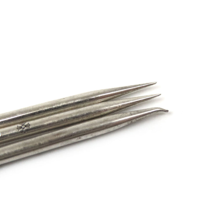 CHROME HEARTS 
2010年クリスマスノベルティ クロスボール シルバー 
シルバー トゥースピック ケース付き