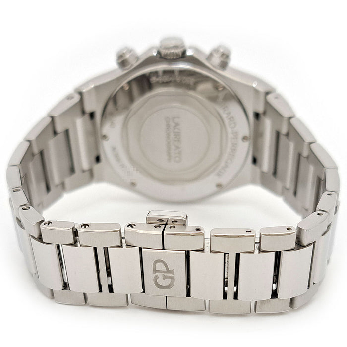 GIRARD-PERREGAUX  
Laureato Cronografo Panda Revisionato  
Con scatola e garanzia