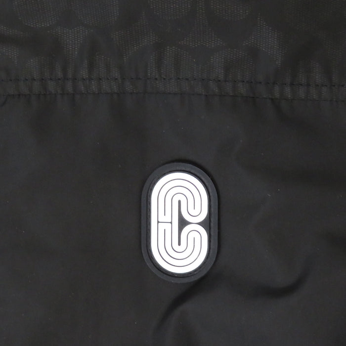 COACH  
标志贴布  
签名风衣