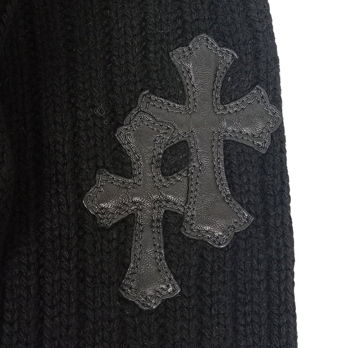 CHROME HEARTS  
CH Plus Croix Boule Patch Cuir Col V Côtelé  
Pull à Capuche Cachemire avec Patch Croix