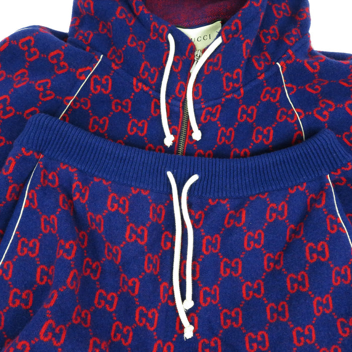 GUCCI  
拉链连帽羊毛羊绒混纺  
GG图案针织套装