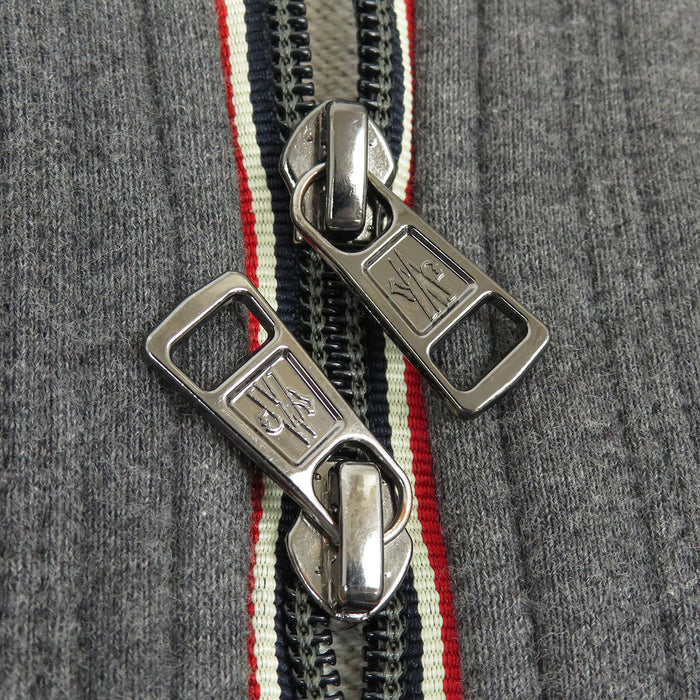 MONCLER 
ワッペン フーディ ダブルジップ スウェット 
MAGLIA CARDIGAN マグリア ジップアップ パーカー