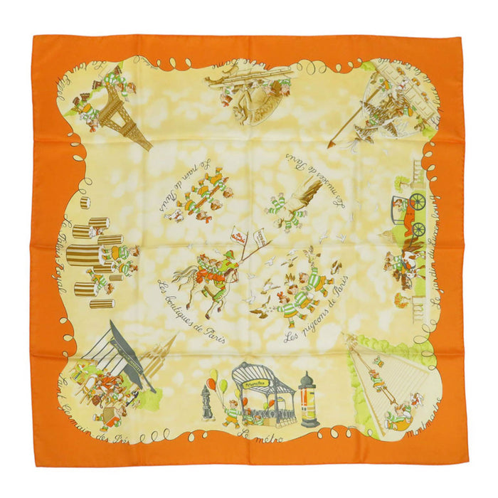 HERMÈS  
Foulard grand format en soie  
Carré 90 Les Triples Les Trois Malicieux