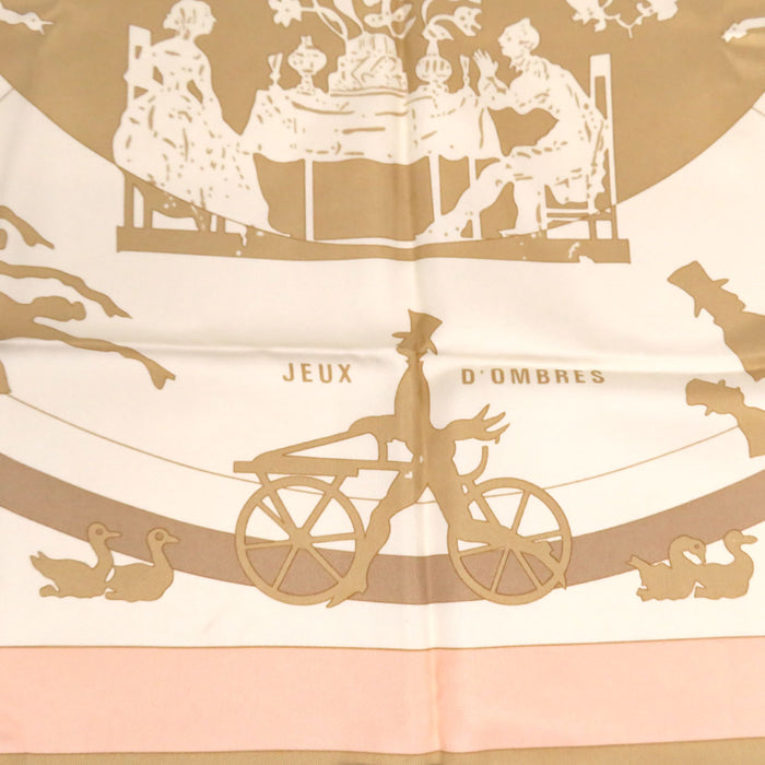 HERMES  
絲質大方巾 馬車  
90公分 JEUX D'OMBRES 影子遊戲 圍巾