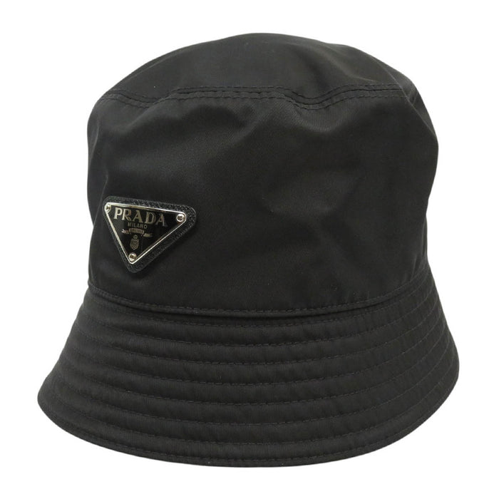 PRADA  
三角标志再生尼龙  
Re-Nylon 水桶帽