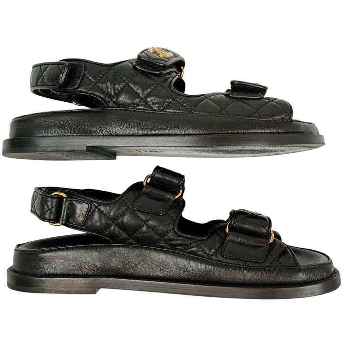 CHANEL 
COCO CC フッドベッドサンダル ゴールドカラー金具 
ココマーク マトラッセ レザー スポーツ サンダル