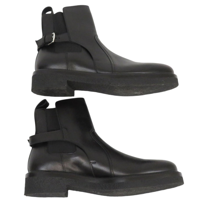 HERMES  
Ceinture en cuir à élastiques latéraux avec métal couleur argent  
Bottes cheville Distance