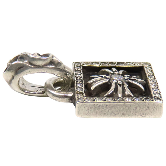 CHROME HEARTS 
FRAMED CH PLUS P D Silver 1998 Stamp 
Framed CH Plus Pavé Diamond Top