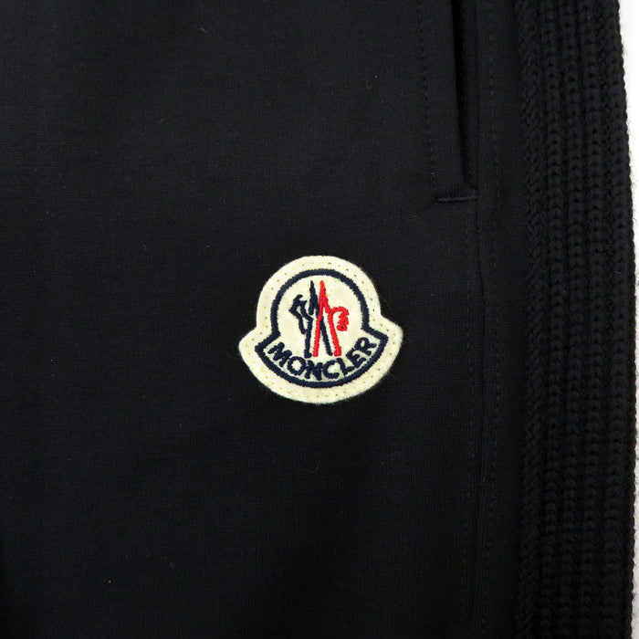 MONCLER 
ワッペン レーヨン混 ナイロン混 2024年製 
PANTALONE スウェット パンツ