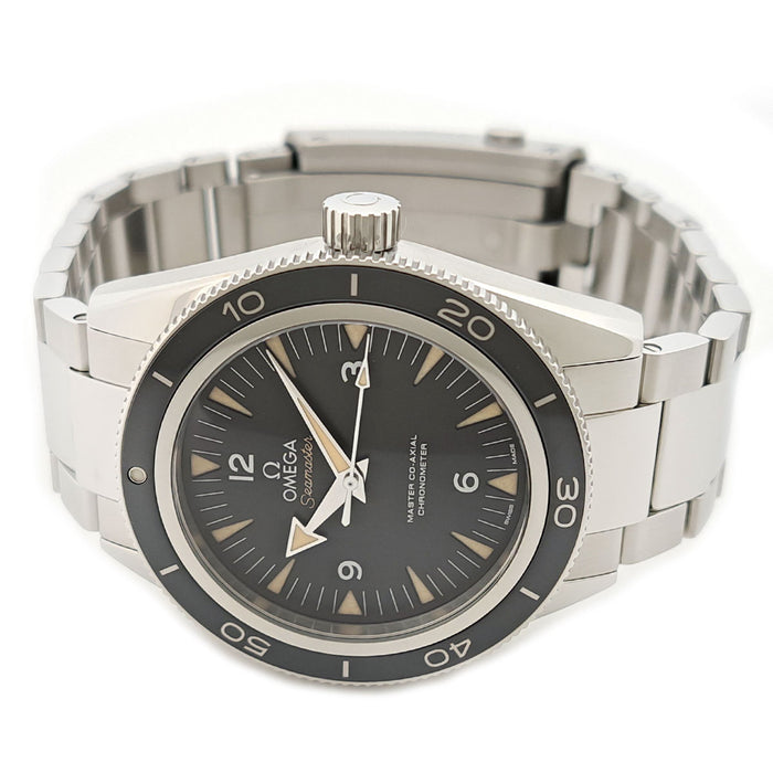 OMEGA  
海馬300米  
附盒及保卡