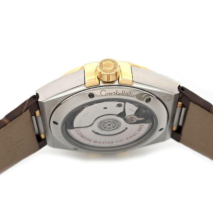 OMEGA 
Constellation Révisé 
Avec boîte et garantie
