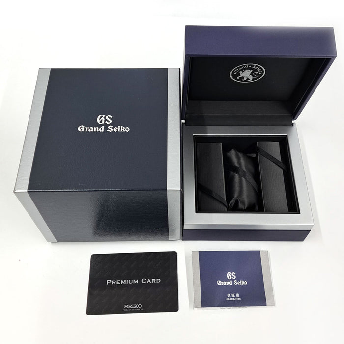 SEIKO  
Grand Seiko 9F石英錶  
附盒及保證書