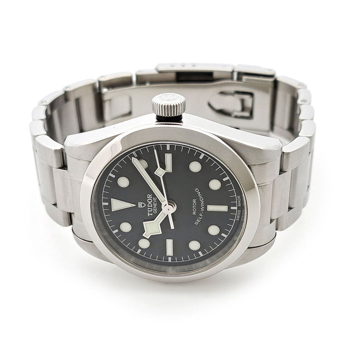 TUDOR 
ブラックベイ 36 Overhauled 
箱ギャラ付