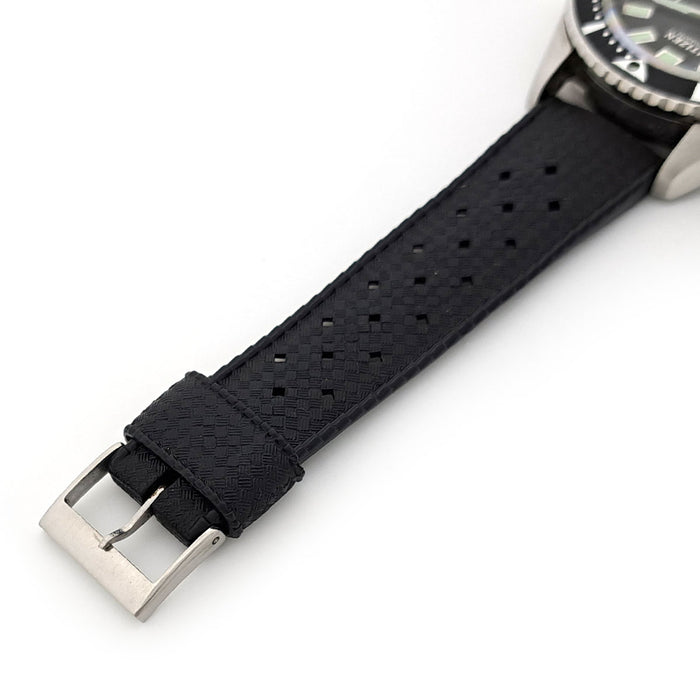 CITIZEN 
チャレンジダイバー 赤カレンダー