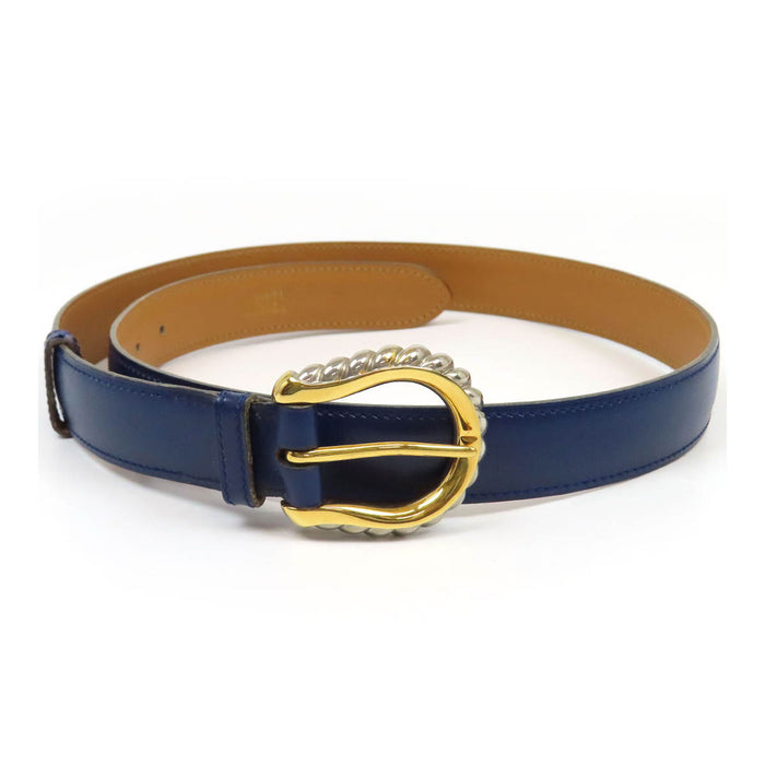 HERMES 
Ceinture en cuir vintage avec métal couleur or et poinçon ◯W